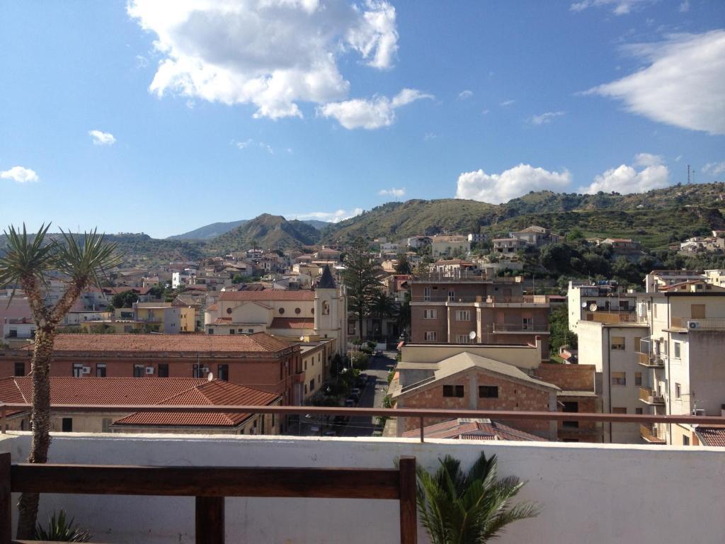 Hotel Mediterraneo Roccella Ionica Ngoại thất bức ảnh