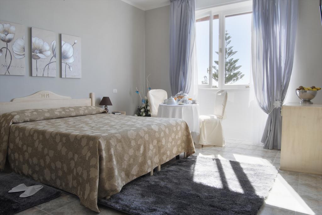 Hotel Mediterraneo Roccella Ionica Ngoại thất bức ảnh